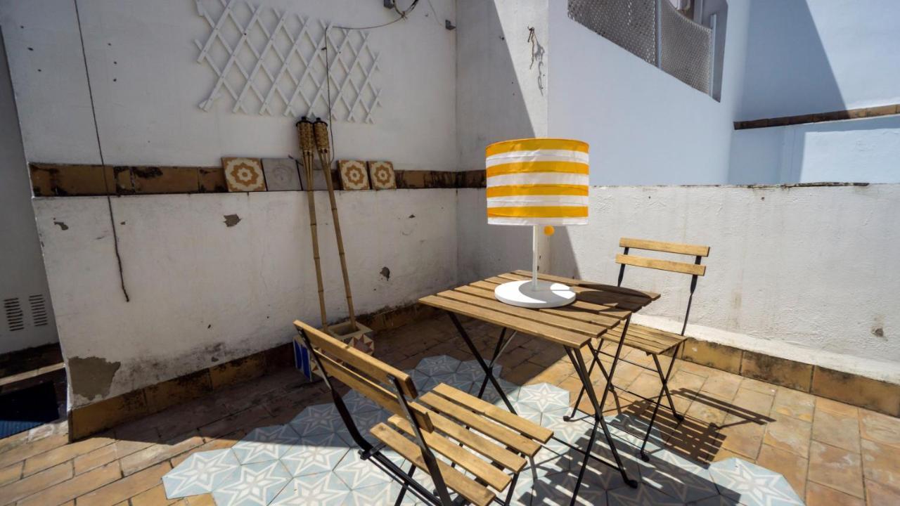 Rentalsevilla Feria Duplex Con Terraza Екстер'єр фото