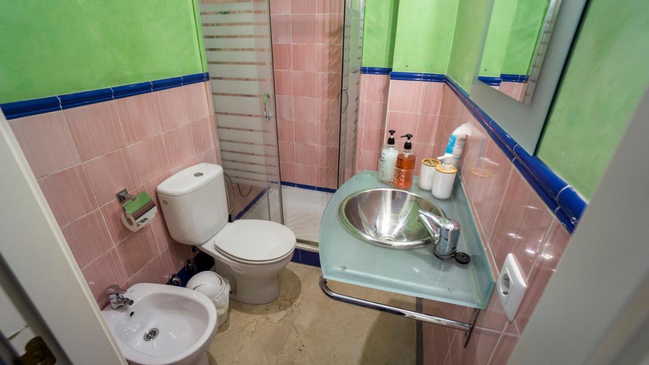 Rentalsevilla Feria Duplex Con Terraza Екстер'єр фото